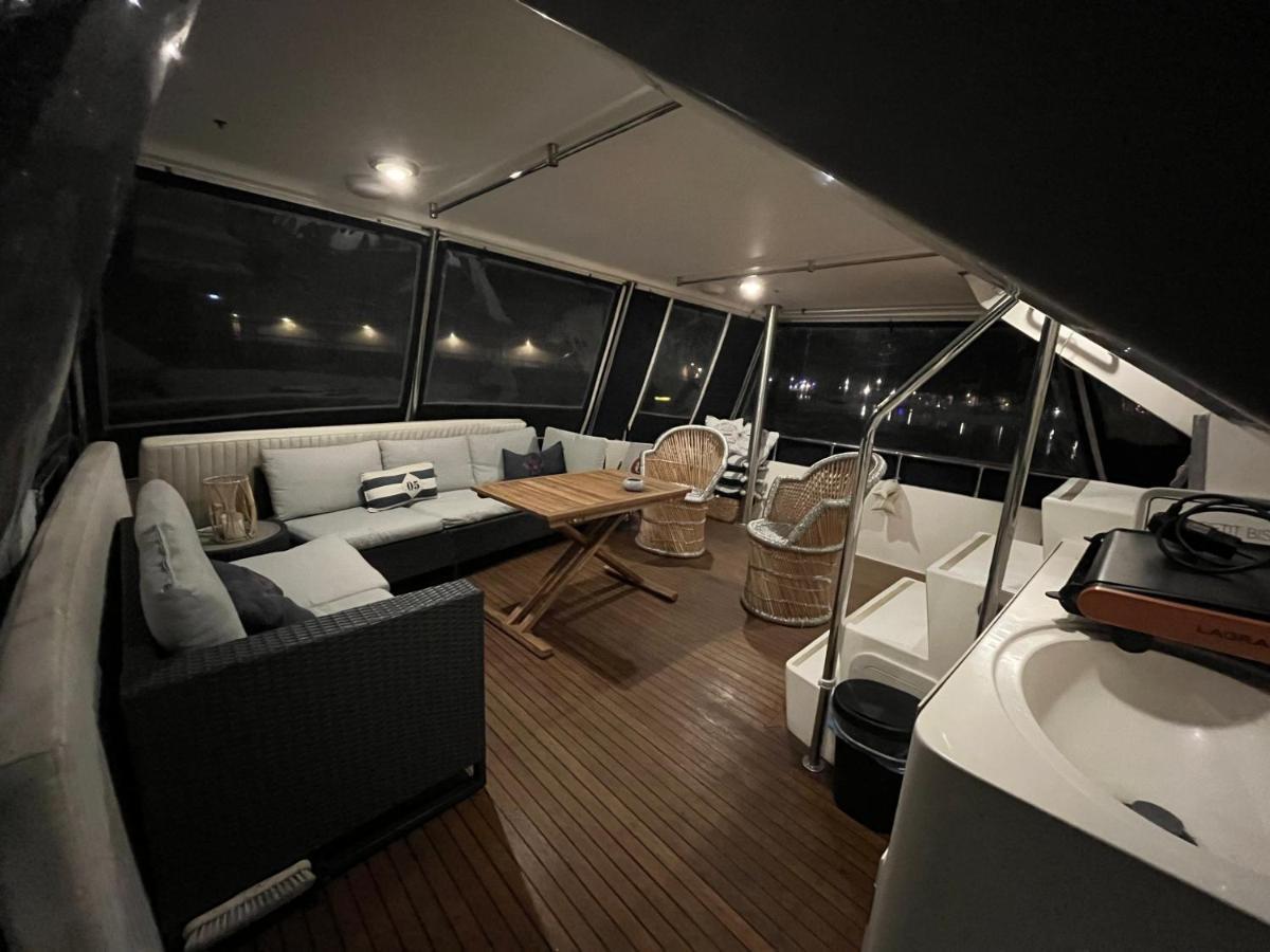 Navi Yacht A Sete, 2 A 8 Couchages, Privatif Hotel Exterior foto