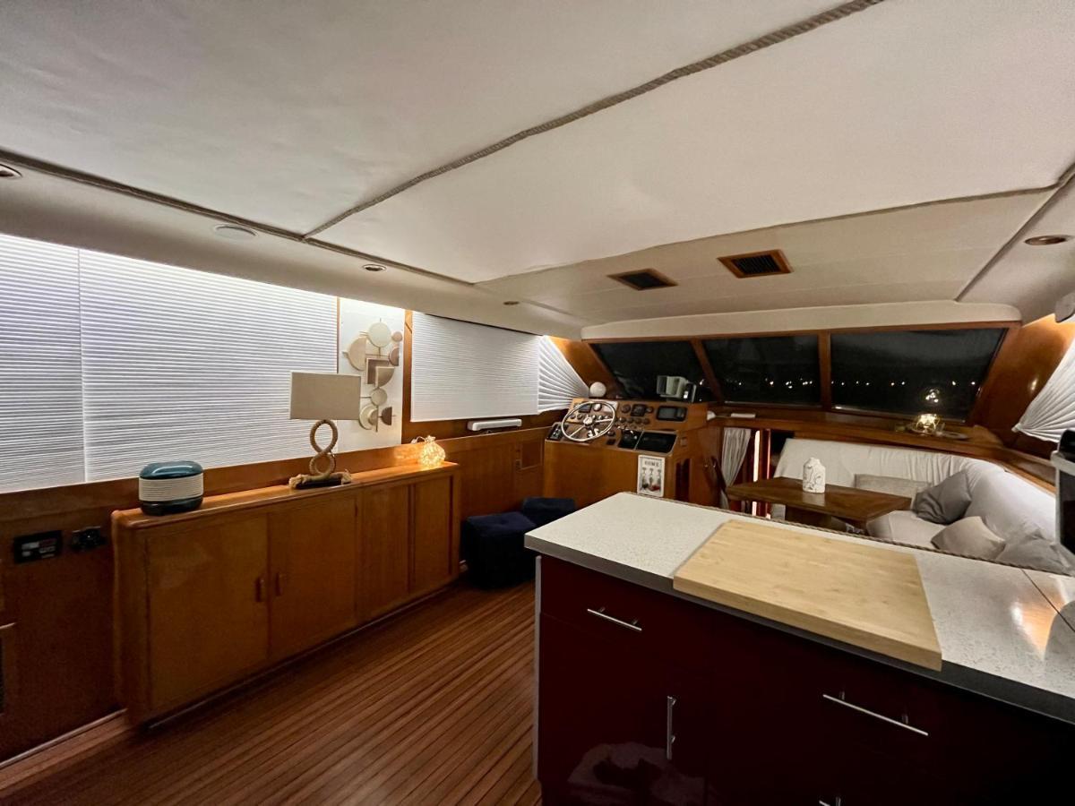 Navi Yacht A Sete, 2 A 8 Couchages, Privatif Hotel Exterior foto