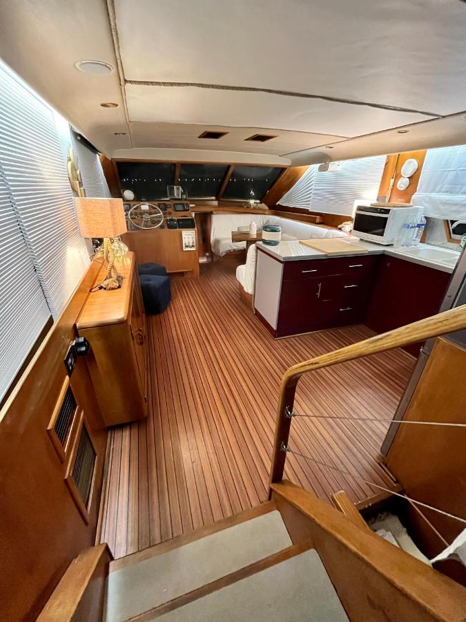 Navi Yacht A Sete, 2 A 8 Couchages, Privatif Hotel Exterior foto