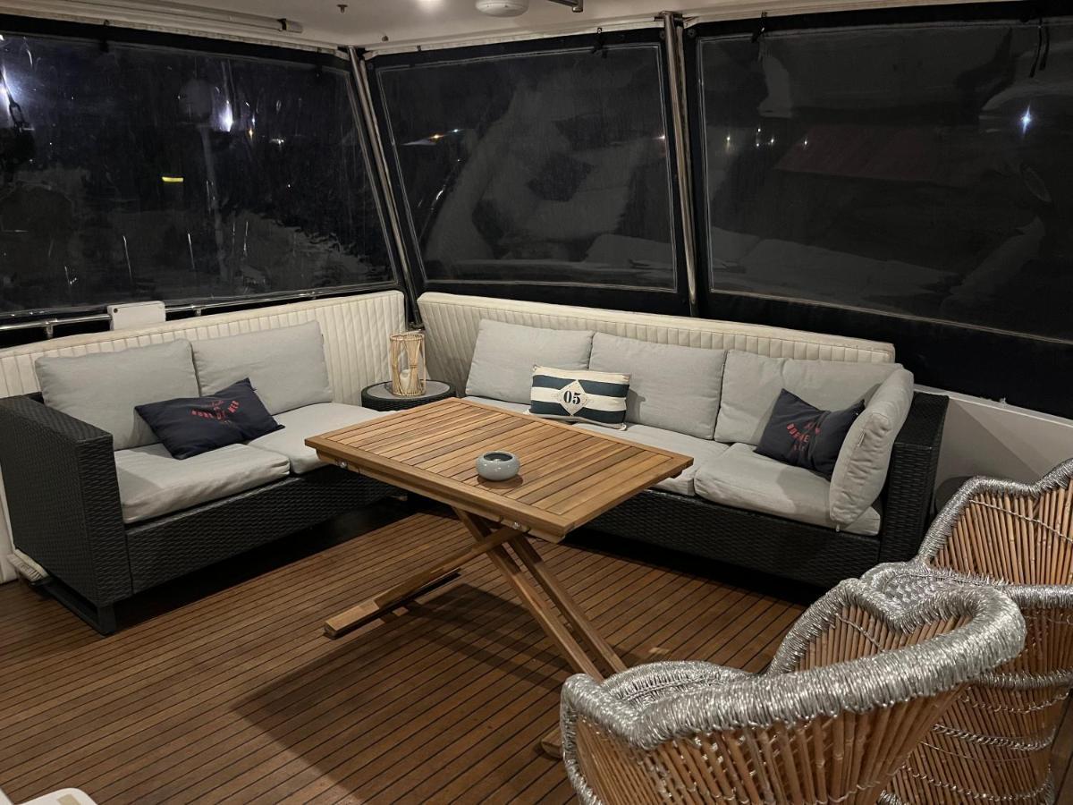 Navi Yacht A Sete, 2 A 8 Couchages, Privatif Hotel Exterior foto