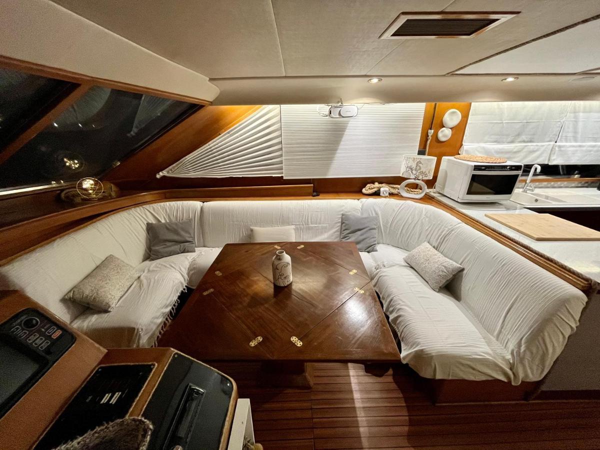Navi Yacht A Sete, 2 A 8 Couchages, Privatif Hotel Exterior foto
